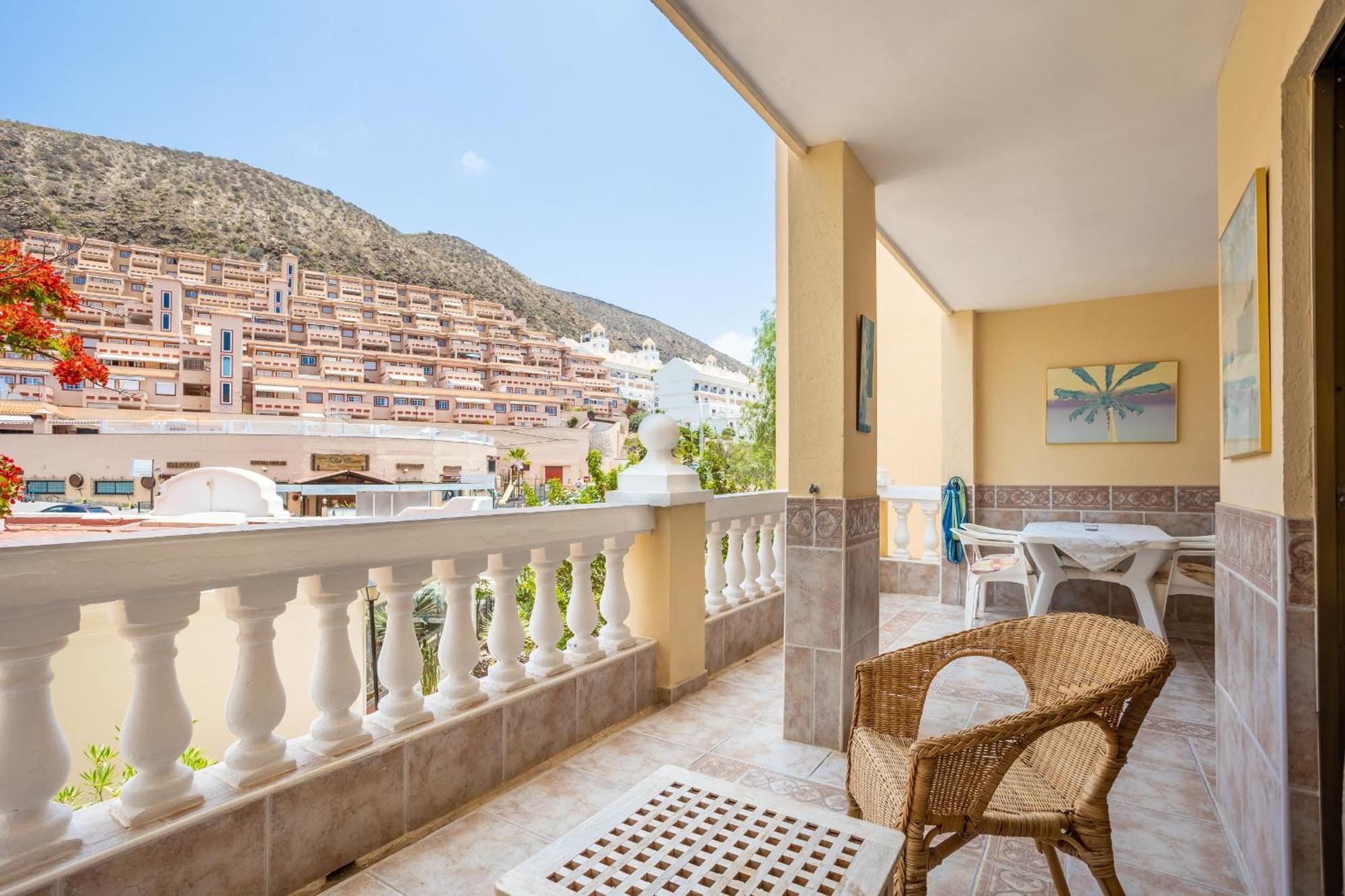 Castle Harbour Melanie'S Apartment By Lovetenerife Los Cristianos  Esterno foto